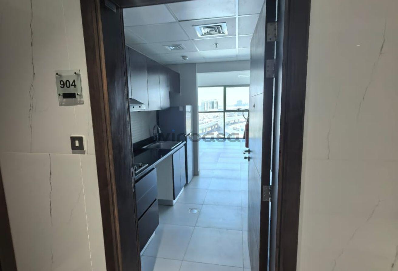 COMMUNITY VIEW | UNFURNISHED | READY TO MOVE photo 5