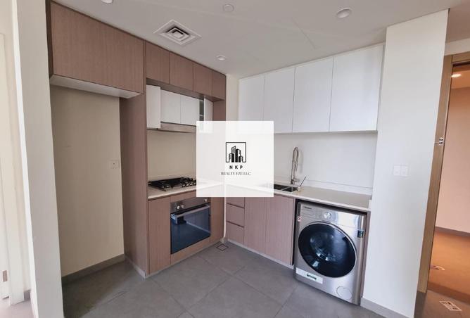 105555390 - Property Image 2