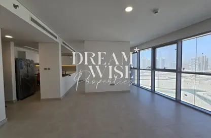 Apartment - 3 Bedrooms - 3 Bathrooms for rent in Radiant Viewz Towers - City Of Lights - Al Reem Island - Abu Dhabi