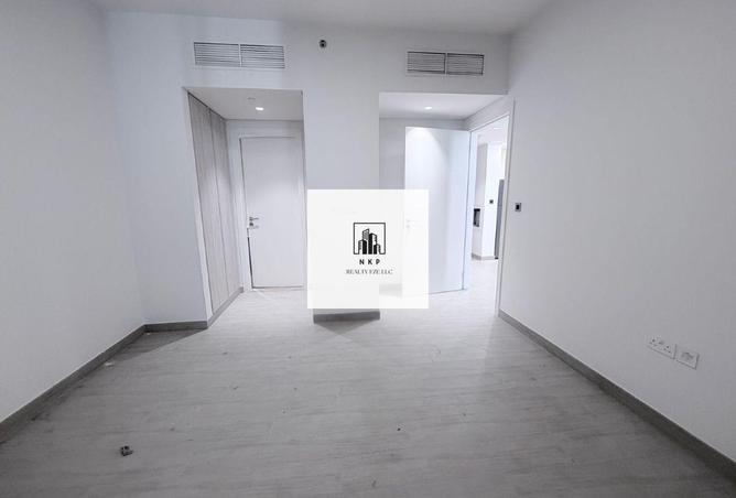 102820868 - Property Image 3