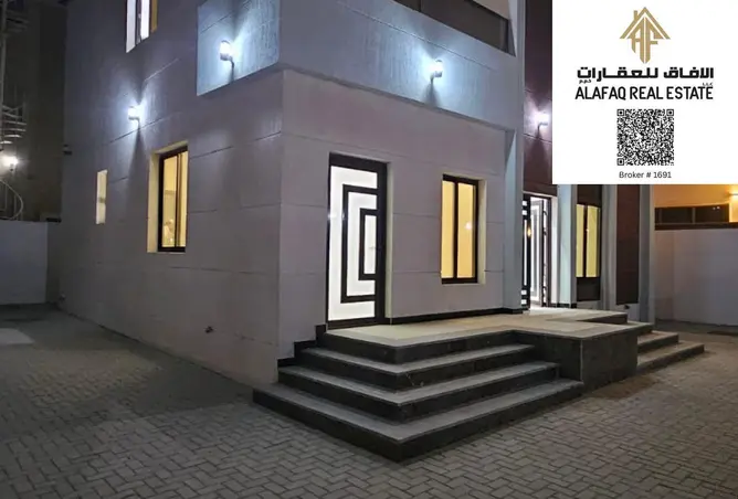 141009829 - Property Image 2