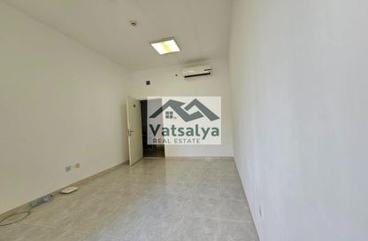 Labor Camp - Studio - 1 for rent in JIL Building - Dubai Production City (IMPZ) - Dubai Labor Camp - Studio - 1 for rent in JIL Building - Dubai Production City (IMPZ) - Dubai