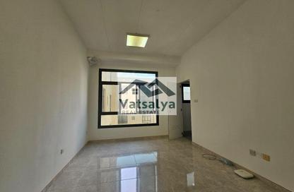 Labor Camp - Studio - 1 for rent in JIL Building - Dubai Production City (IMPZ) - Dubai Labor Camp - Studio - 1 for rent in JIL Building - Dubai Production City (IMPZ) - Dubai