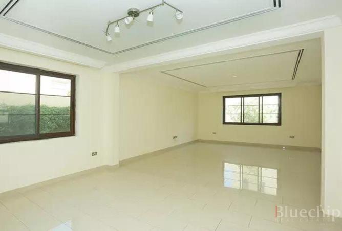 2Ou627W7TsG - Property Main Image