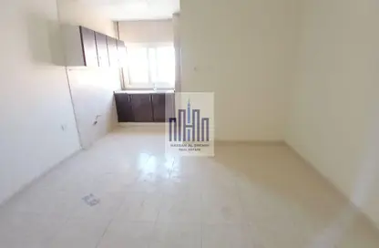 Apartment - Studio - 1 Bathroom for rent in Fire Station Road - Muwaileh - Sharjah