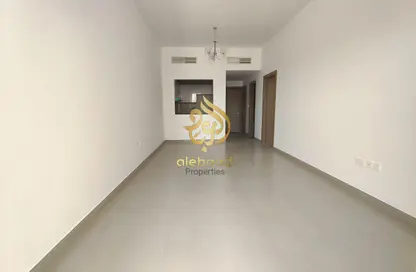 شقة - غرفة نوم - 2 حمامات للايجار في لوليفير ريزيدنس - المدينة العالمية المرحلة 2 - 4 الورسان - الورسان - دبي