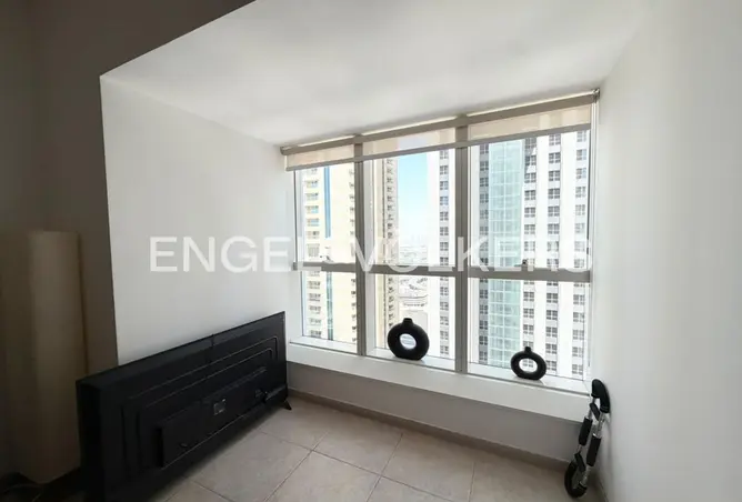 98240406 - Property Image 2