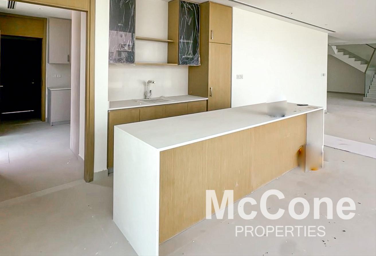 Unfurnished | Vacant | Brand New photo 4