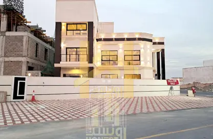 فيلا - 5 غرف نوم - 7 حمامات للبيع في الحليو 2 - الحليو - عجمان