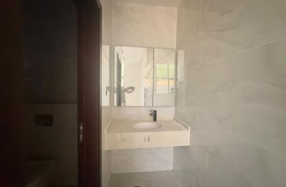 Villa - 4 - 6 for sale in Al Zaheya Gardens - Al Zahya - Ajman