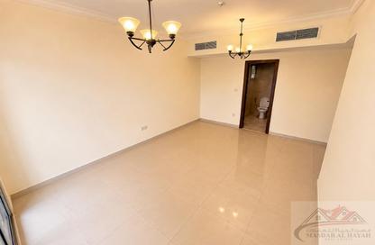 Apartment - 3 Bedrooms - 3 Bathrooms for rent in Muwaileh 29 Building - Muwaileh - Sharjah
