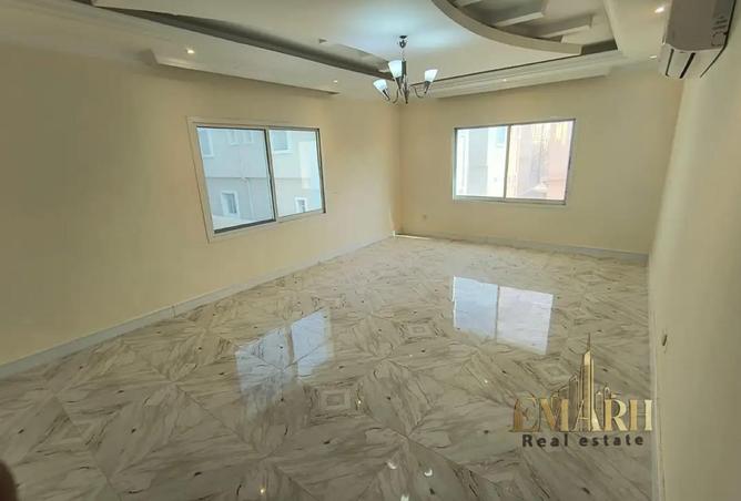 121120610 - Property Image 3