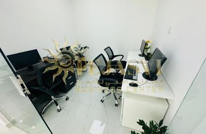 Office Space - Studio - 1 Bathroom for rent in Reem Residency - Al Karama - Dubai