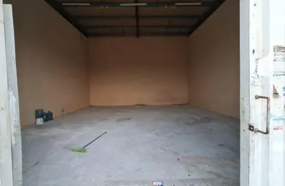 مستودع - استوديو للايجار في 18 المنطقة الصناعية رقم - المنطقة الصناعية بالشارقة - الشارقة