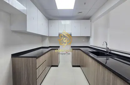 شقة - غرفة نوم - 2 حمامات للايجار في لوليفير ريزيدنس - المدينة العالمية المرحلة 2 - 4 الورسان - الورسان - دبي