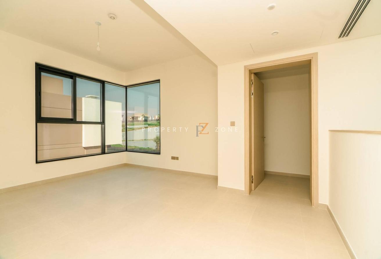 Multiple Cheques | Motivated Landlord | Single Raw photo 15