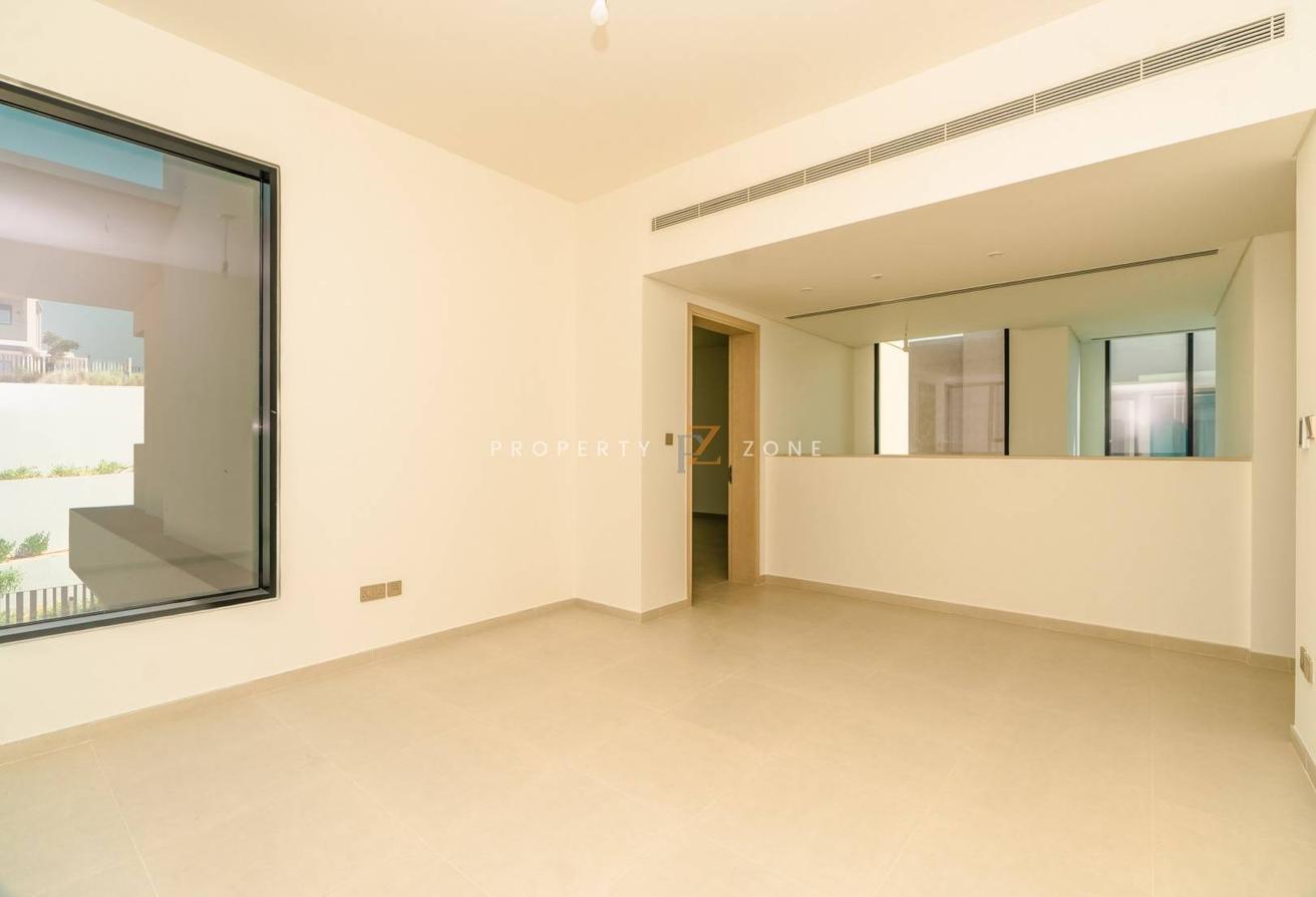 Multiple Cheques | Motivated Landlord | Single Raw photo 14