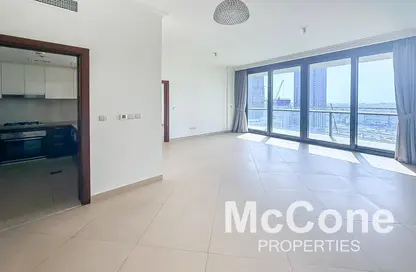 شقة - 2 غرف نوم - 3 حمامات للايجار في برج فيستا 2 - برج فيستا - وسط مدينة دبي - دبي