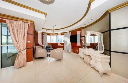 Apartment - 4 - 5 for rent in The Zen Tower - Dubai Marina - Dubai
