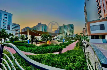 Apartment - 2 Bedrooms - 3 Bathrooms for rent in Jumeirah Garden City - Al Satwa - Dubai