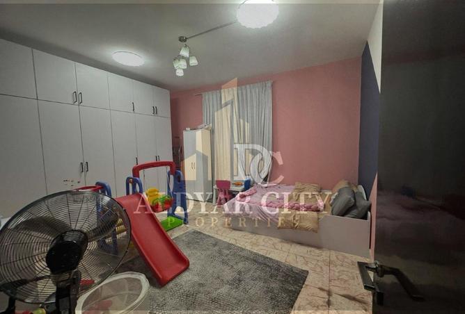 85323600 - Property Image 2