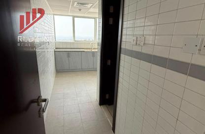 Apartment - 1 Bedroom - 2 Bathrooms for rent in Al Majaz 1 - Al Majaz - Sharjah Apartment - 1 Bedroom - 2 Bathrooms for rent in Al Majaz 1 - Al Majaz - Sharjah