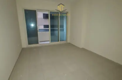 شقة - 2 غرف نوم - 2 حمامات للايجار في شارع التعاون الجديد - التعاون - الشارقة