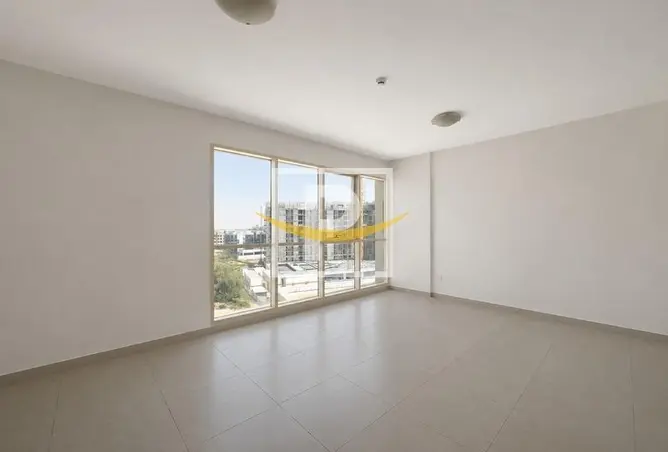 87033074 - صورة العقار 3