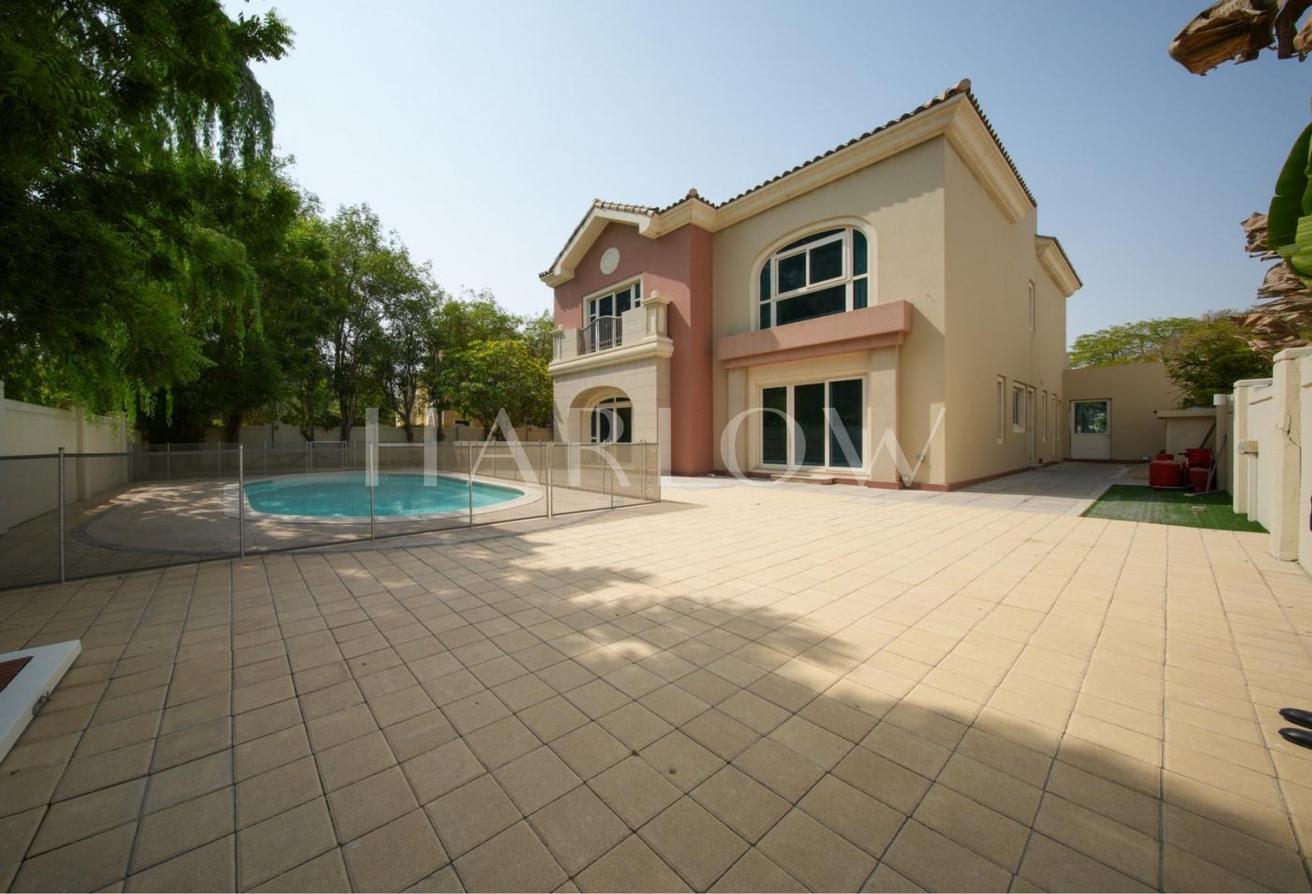 Private Pool | Park Facing | Immaculate C1 photo 14
