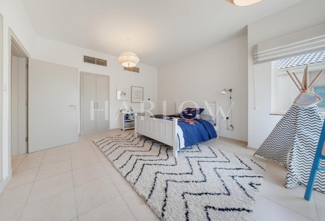 Private Pool | Park Facing | Immaculate C1 photo 13