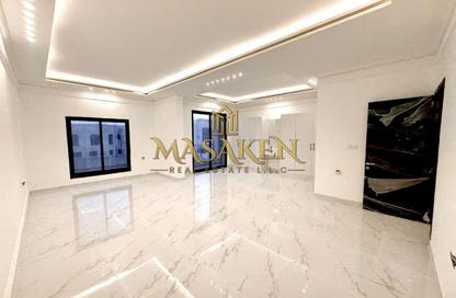 Villa - 4 Bedrooms - 6 Bathrooms for sale in Al Yasmeen 1 - Al Yasmeen - Ajman Villa - 4 Bedrooms - 6 Bathrooms for sale in Al Yasmeen 1 - Al Yasmeen - Ajman