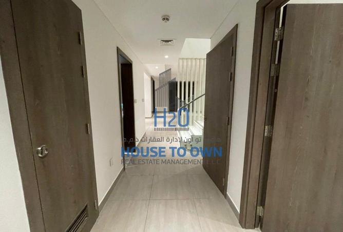 103710862 - Property Image 2