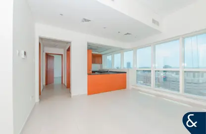 Apartment - 1 Bedroom - 2 Bathrooms for sale in Dubai Jewel Tower - Dubai Media City - Dubai