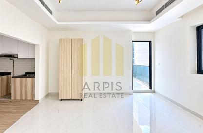 Apartment - 1 - 1 for rent in Iliyaa Tower 4 - Jumeirah Garden City - Al Satwa - Dubai