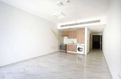 Apartment - Studio - 1 for rent in Palm Tree Residence - Majan - Dubai