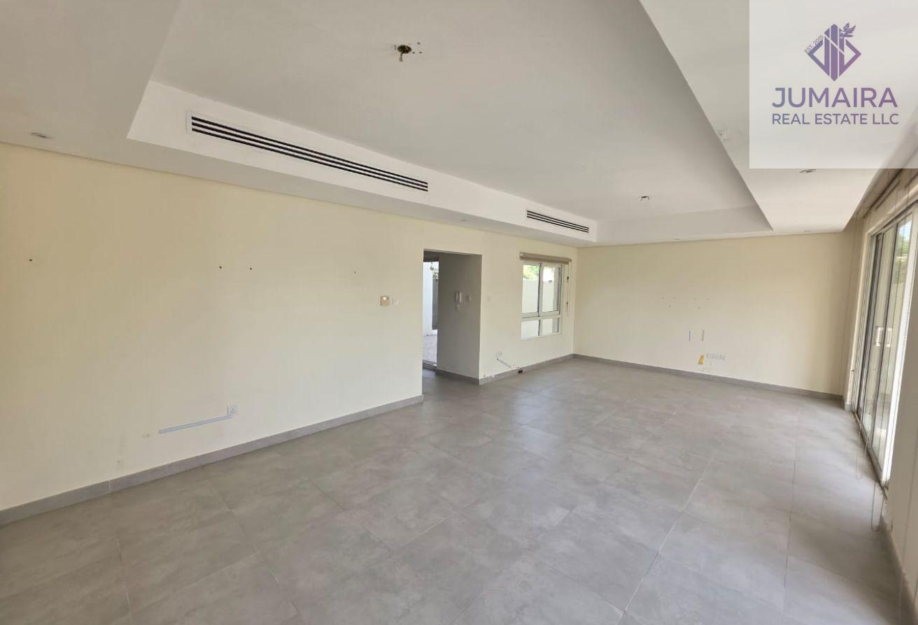 Beautifully Maintained 3BR Bermuda Villa with Maid
