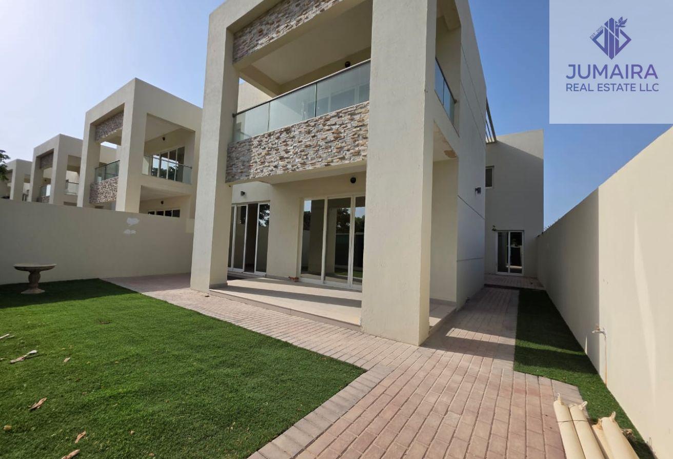 Beautifully Maintained 3BR Bermuda Villa with Maid