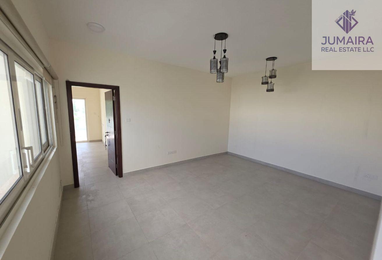 Beautifully Maintained 3BR Bermuda Villa with Maid