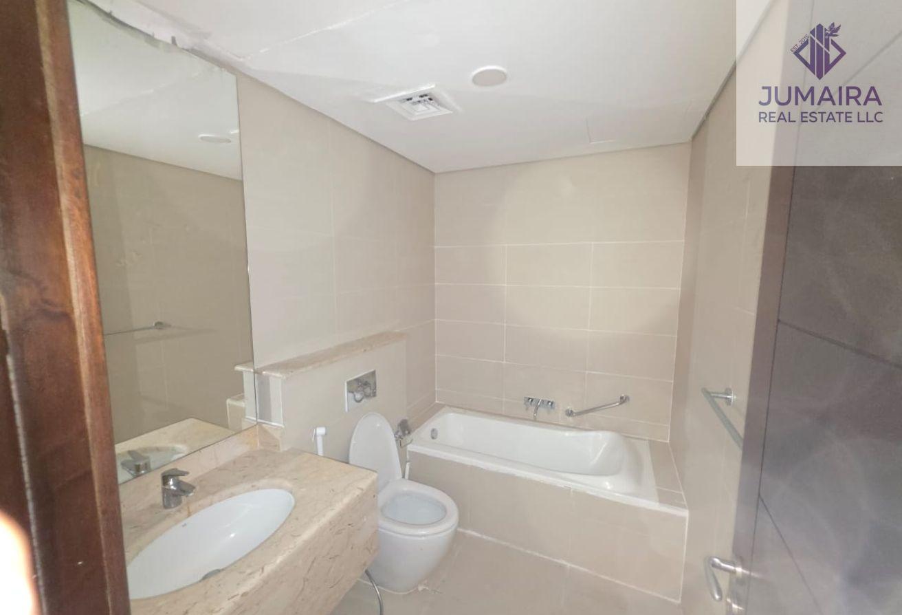 Beautifully Maintained 3BR Bermuda Villa with Maid