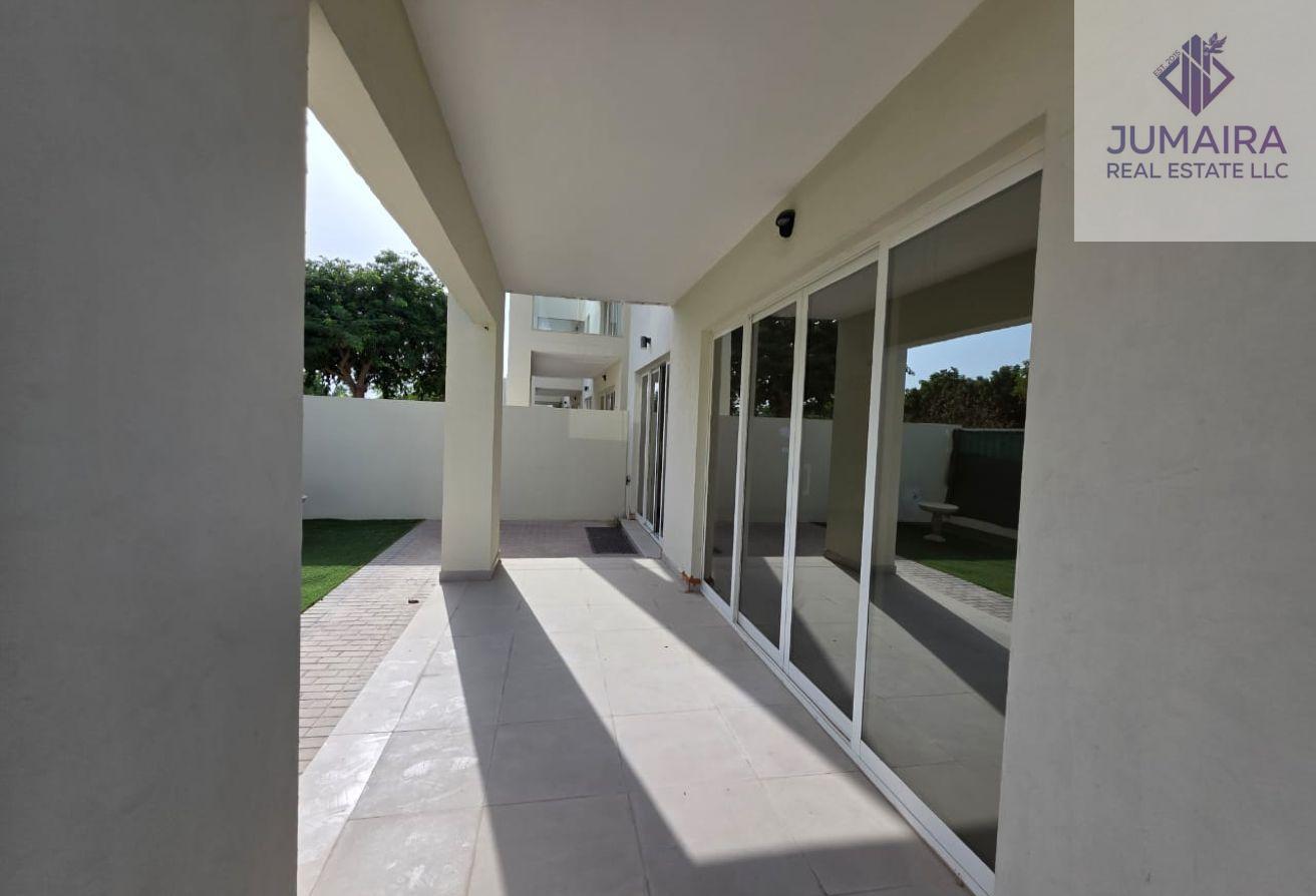 Beautifully Maintained 3BR Bermuda Villa with Maid