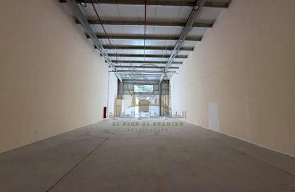 Warehouse - Studio - 1 for rent in Al Sajaa S - Al Sajaa - Sharjah