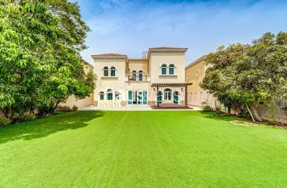Villa - 3 Bedrooms - 4 Bathrooms for sale in District 5 - Jumeirah Park - Dubai