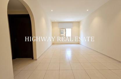 Apartment - 1 - 2 for rent in Muwaileh 3 Building - Muwaileh - Sharjah