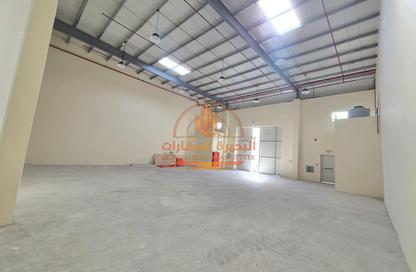 Warehouse - Studio - 1 Bathroom for rent in Umm Al Thuoob - Umm Al Quwain