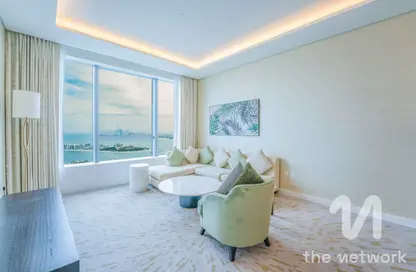 Apartment - 1 Bedroom - 2 Bathrooms for sale in The Palm Tower - Palm Jumeirah - Dubai