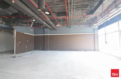 Retail - Studio for rent in Darwish Bin Ahmed Building - Dubai Investment Park (DIP) - Dubai