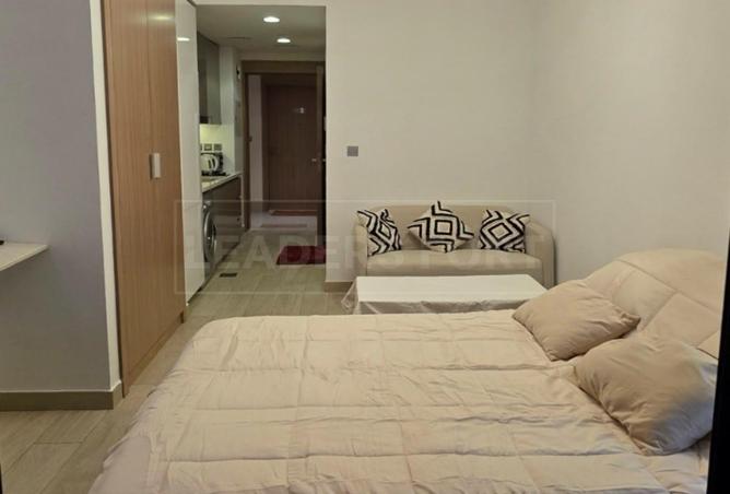 98243526 - Property Image 2