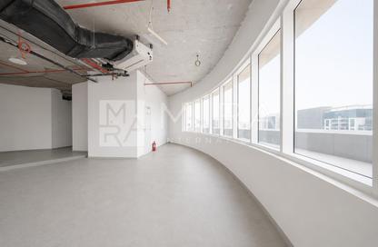 Office Space - Studio - 2 for rent in Capital Golden Tower - Business Bay - Dubai