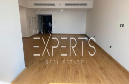 Apartment - 2 Bedrooms - 2 Bathrooms for rent in Radiant Square - City Of Lights - Al Reem Island - Abu Dhabi Apartment - 2 Bedrooms - 2 Bathrooms for rent in Radiant Square - City Of Lights - Al Reem Island - Abu Dhabi