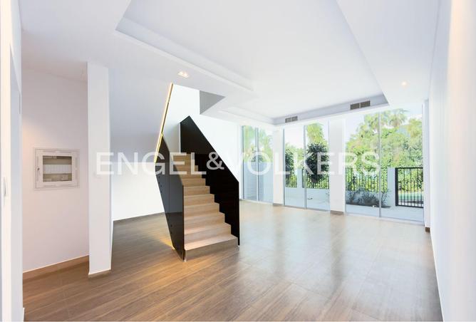 106410957 - Property Image 3